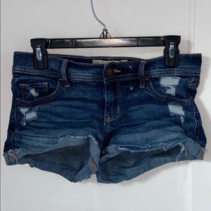 Hollister Short-Short low rise